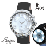 光る腕時計ブラック