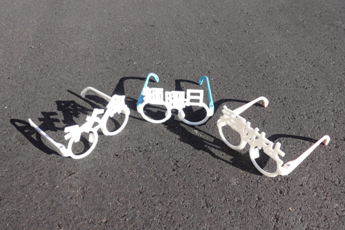 ラーメン命めがね活動休止めがね麺曜日メガネ