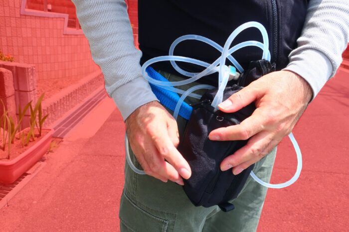 煩わしい、ボトル交換がわずか10秒と早く、毎日の水冷服運用ルーチンを大幅に削減してくれます。