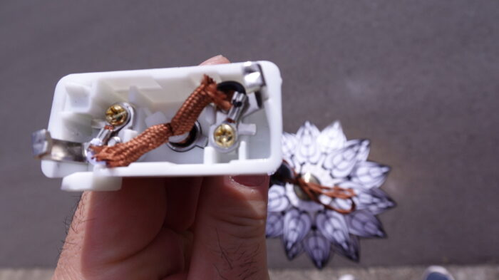 「ルミナリーフ（ひかりば）6W・LED」葉が織りなす繊細なデザインと、温かな光が融合したペンダントライト - 画像 (13)