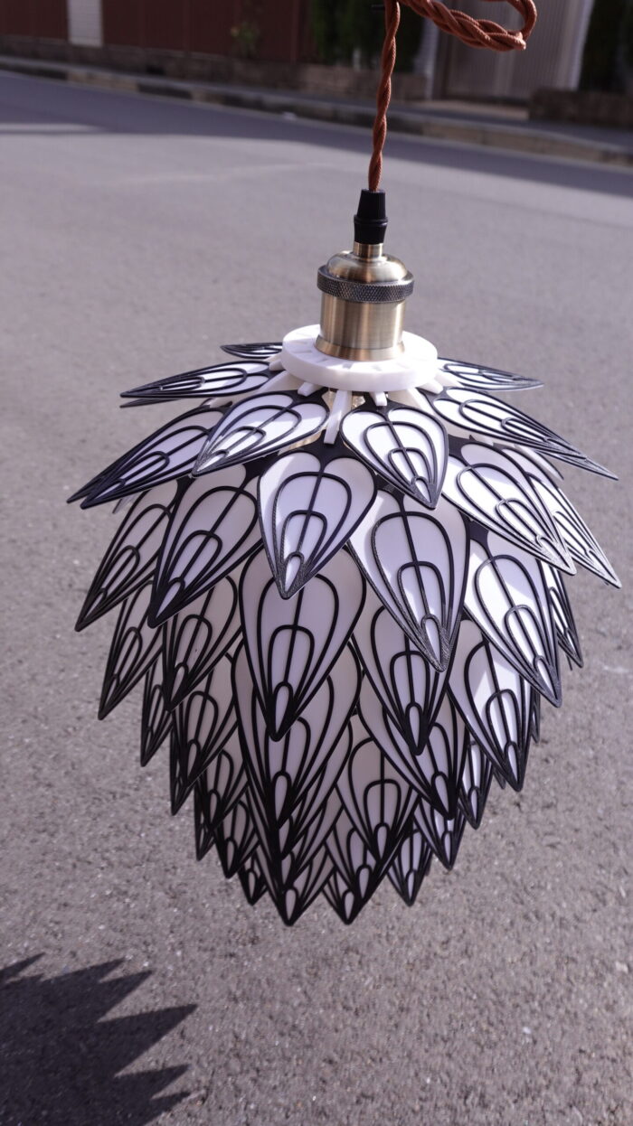 「ルミナリーフ（ひかりば）6W・LED」葉が織りなす繊細なデザインと、温かな光が融合したペンダントライト - 画像 (9)