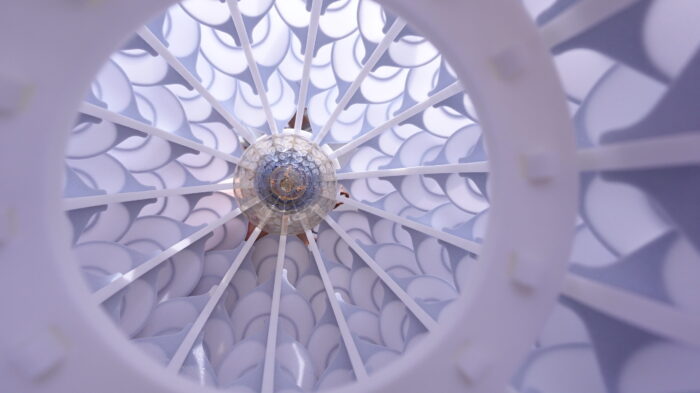 「ルミナリーフ（ひかりば）6W・LED」葉が織りなす繊細なデザインと、温かな光が融合したペンダントライト - 画像 (5)